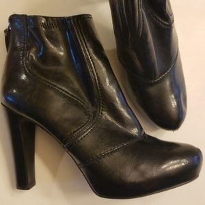 Franco Sarto black heeled boots size 9